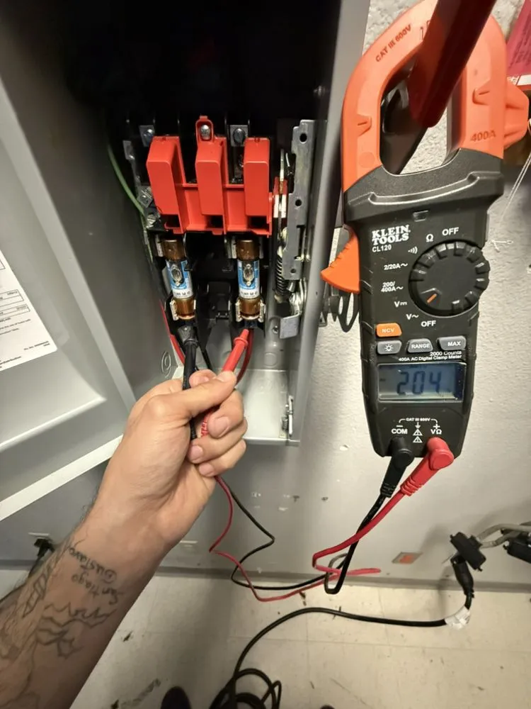 Slide of Neighborly Electrician