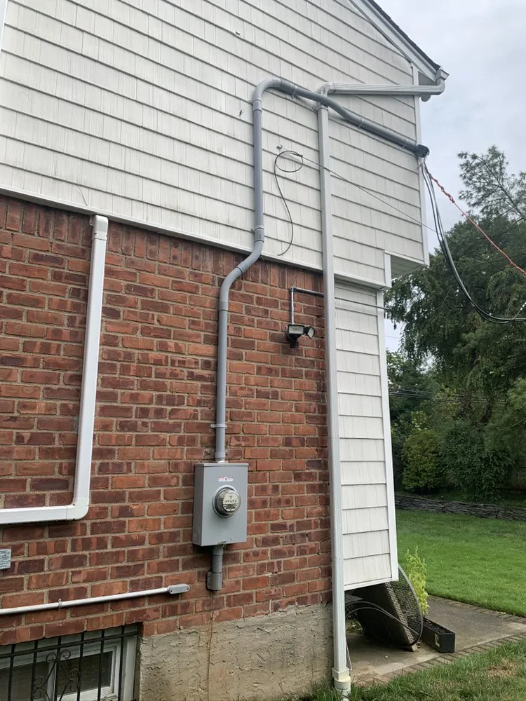 Slide of Nello Electrical