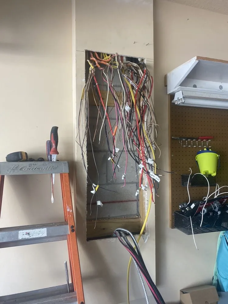Affordable electrician providing outlet and switch repair in St. Augustine, FL - Neo Electric - St. Augustine