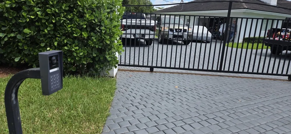 Slide of Neuron Electric