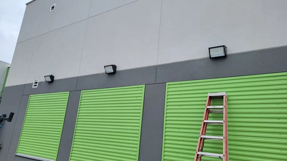 Slide of Neutral Ground Electric