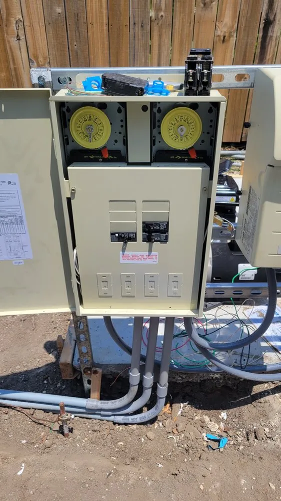 Affordable electrician providing wiring installation in , 