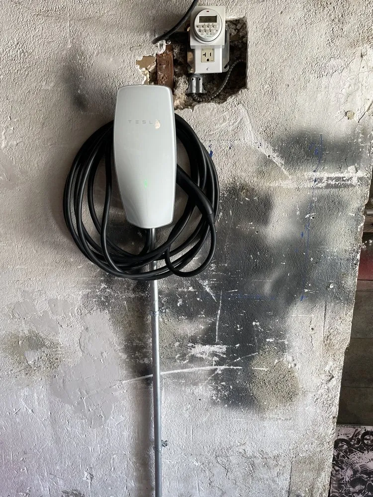 Slide of New Electronics Communication