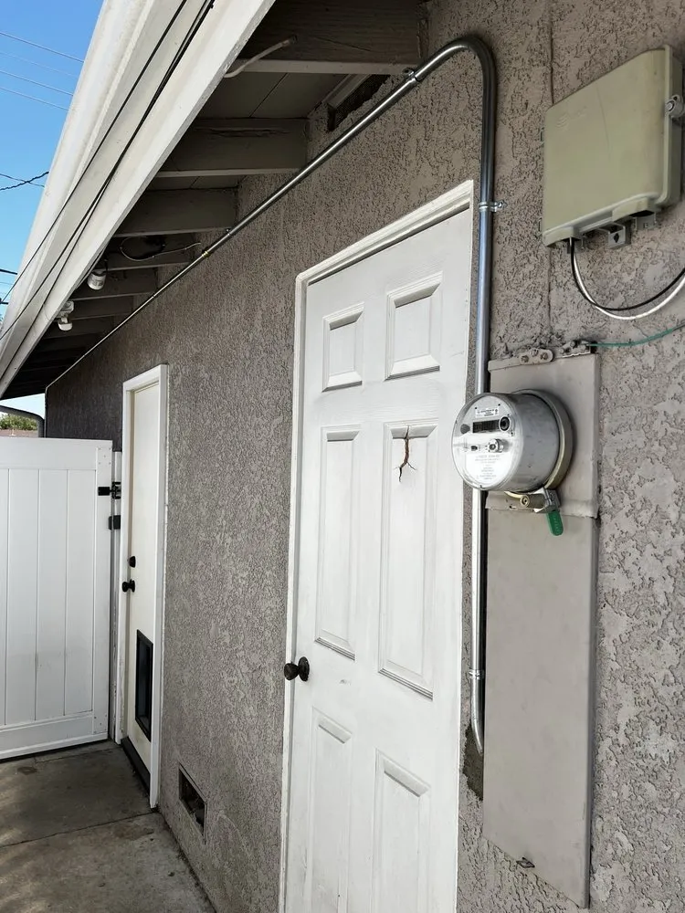 Slide of New Electronics Communication