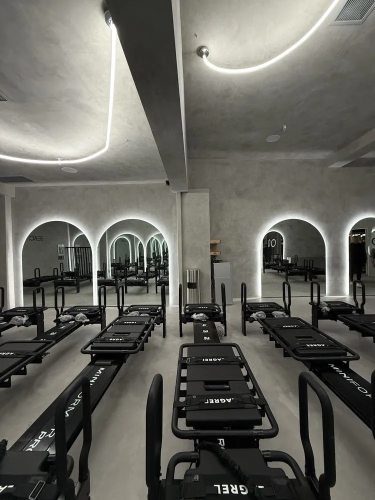 Slide of New Electronics Communication