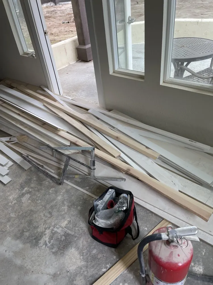 Slide of New Lion Handyman