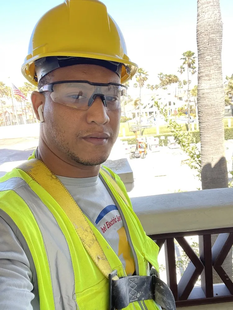 Slide of New Lion Handyman