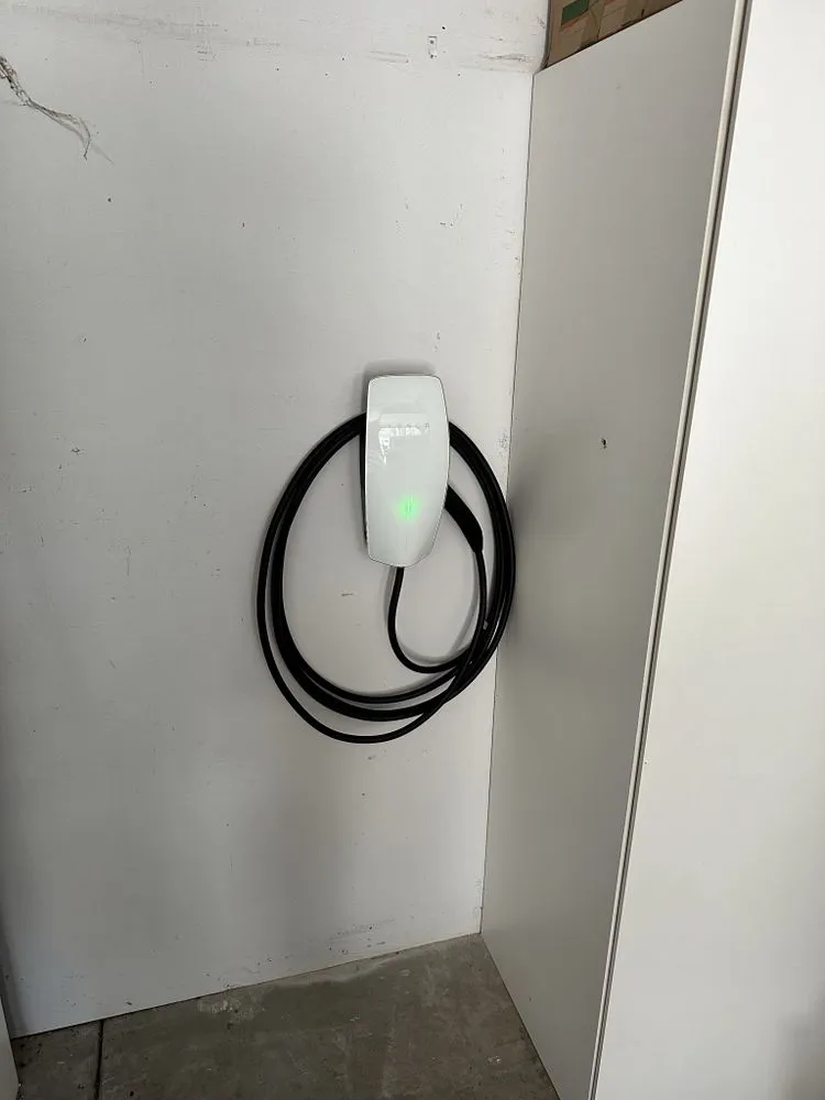 Slide of New Phase Electric