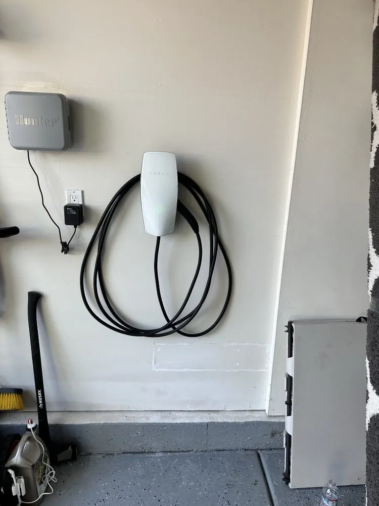 Slide of New Phase Electric