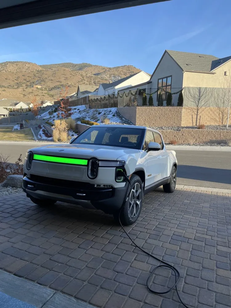 Slide of New Phase Electric