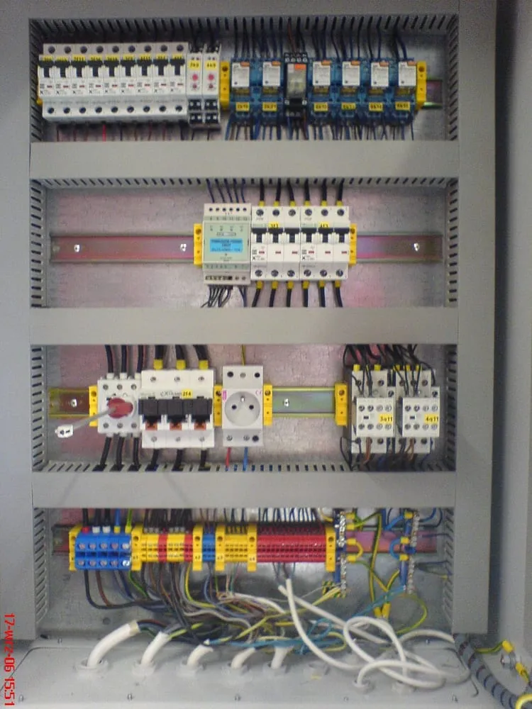 Slide of New Wave Technology LLC