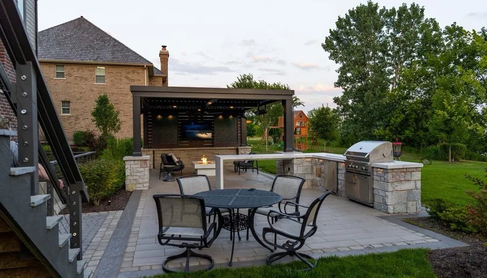 Slide of New York Blue Bird Decor