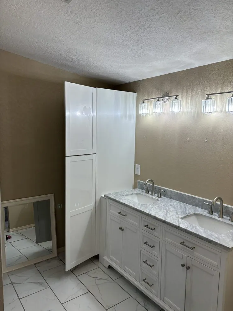Certified electrician providing outlet and switch repair in Summerfield, FL - Next Level Property Maintenance