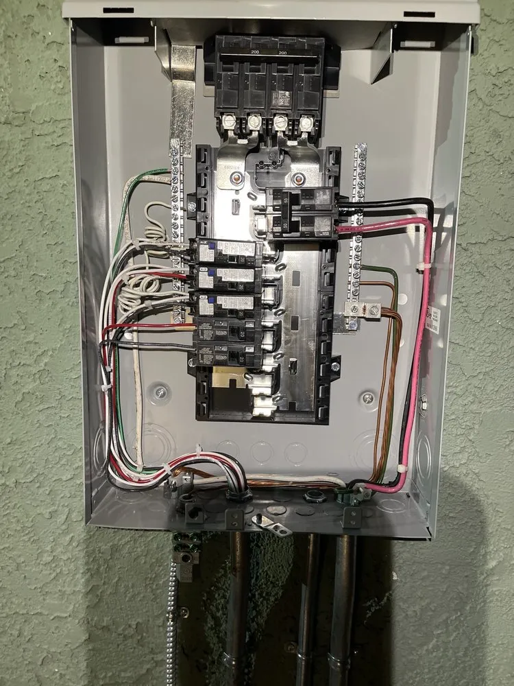 Emergency electrician providing panel upgrade in Reseda, CA - Nexus Electric