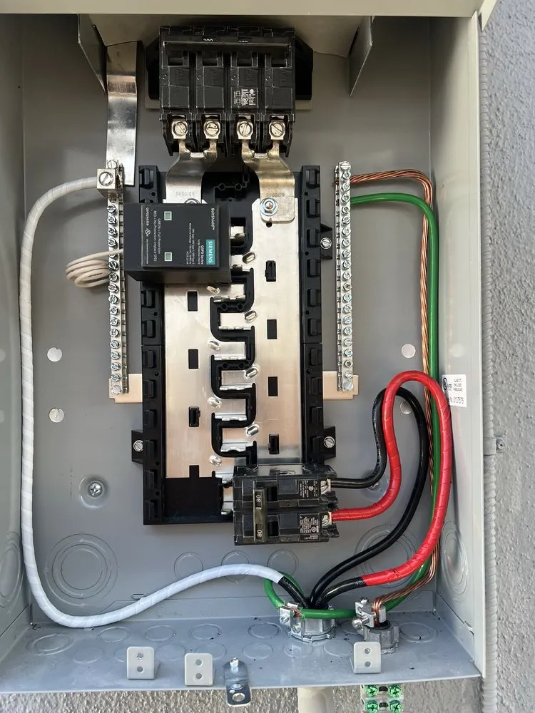 Licensed circuit breaker repair experts serving Reseda, CA - Nexus Electric