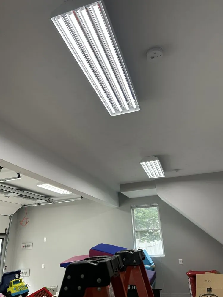 Slide of Nicholas Ferrera Electrician