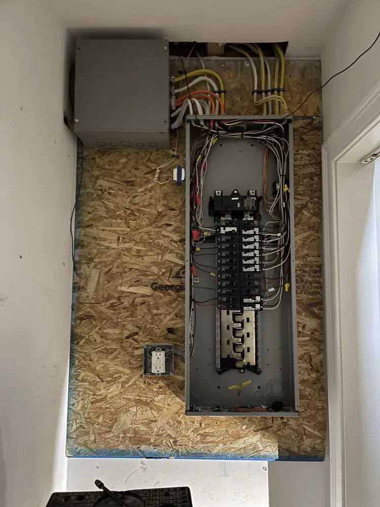 Slide of Nicholas Theriault Electrician