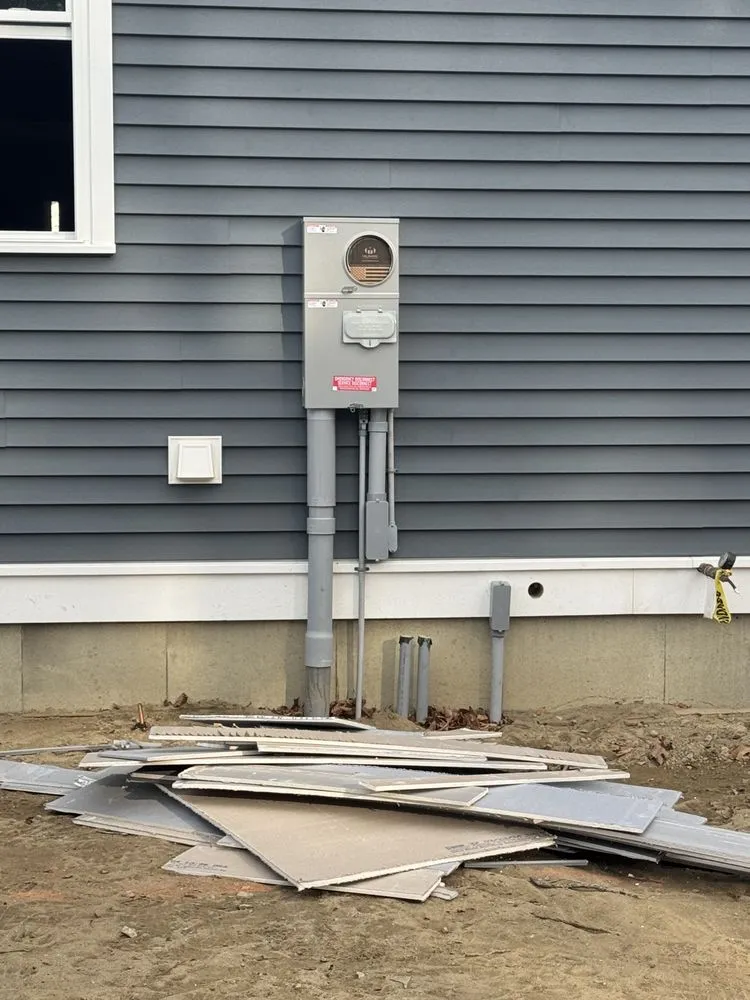 Slide of Nicholas Theriault Electrician