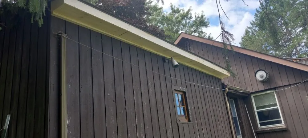 Reliable electrician providing circuit breaker repair in , 