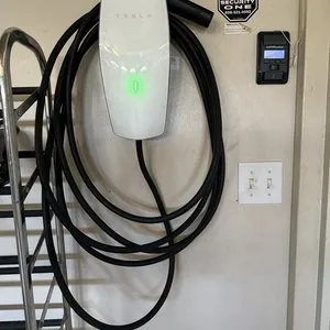 Professional electrician providing emergency electrical service in ,