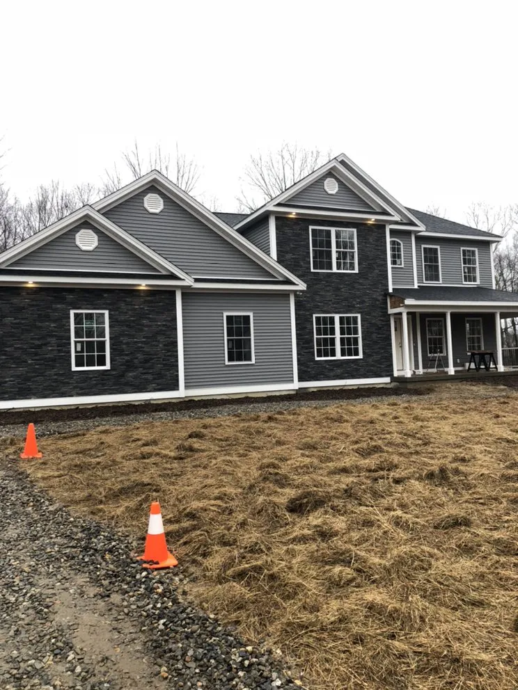 Slide of Nicky Electric