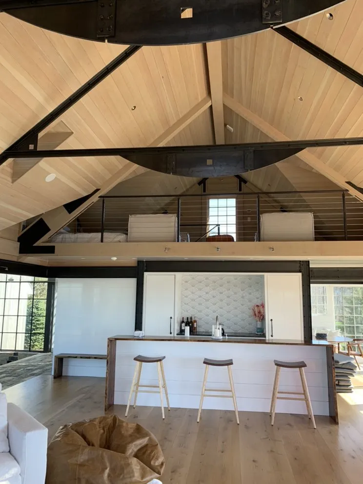 Slide of Nicky Electric