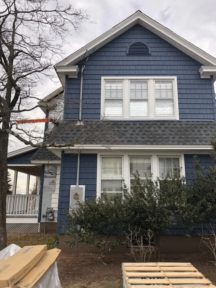 Slide of Nicky Electric