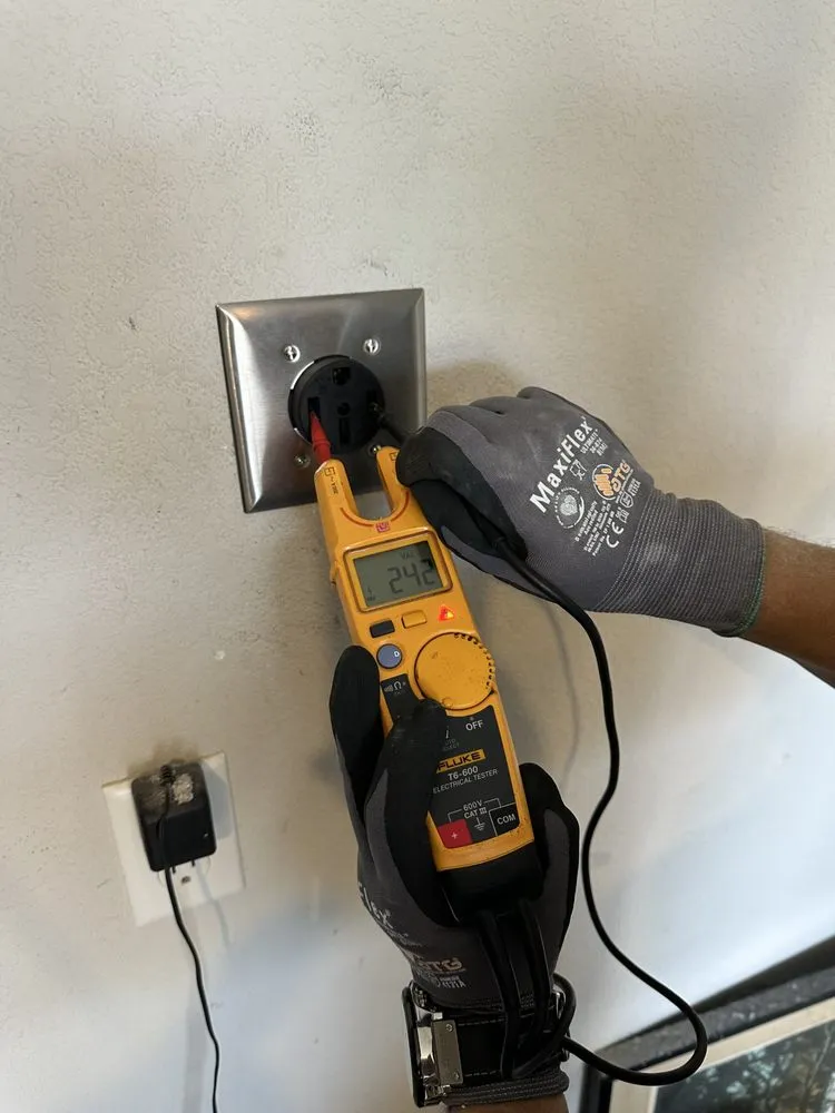 Slide of Nico Electric