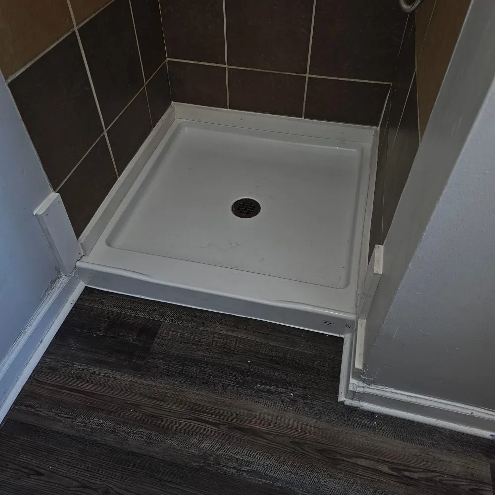 Slide of Nics Home Services