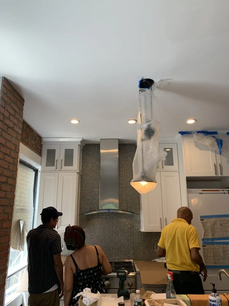 Slide of Nie Electric