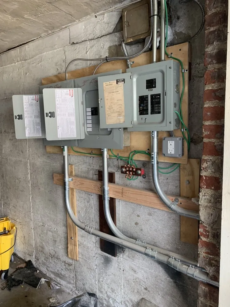 Slide of Nie Electric