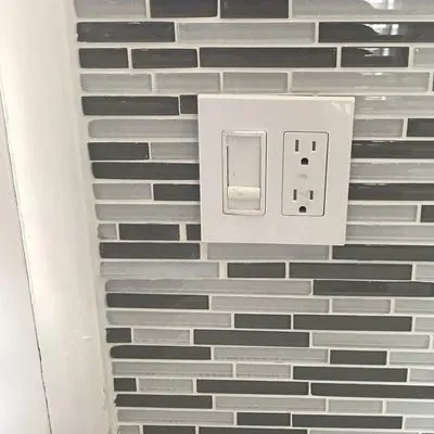 Nifty Electrician Logo