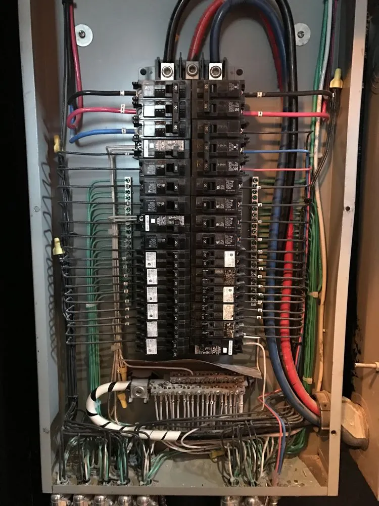 Professional electrician providing emergency electrical service in ,