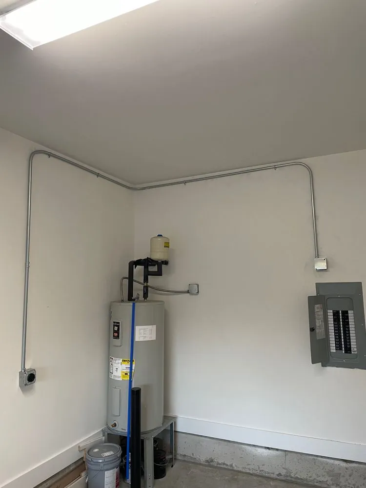 Professional outlet and switch repair service in ,  - Ninety Electric