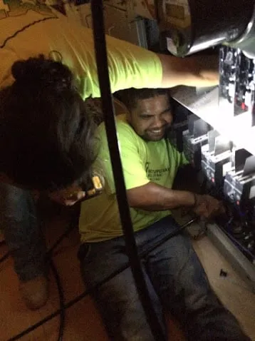 Affordable outlet and switch repair in Kahuku, HI by Niutupuivaha Electric