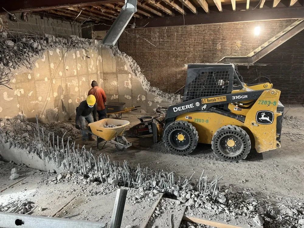 Slide of No limit General Contracting