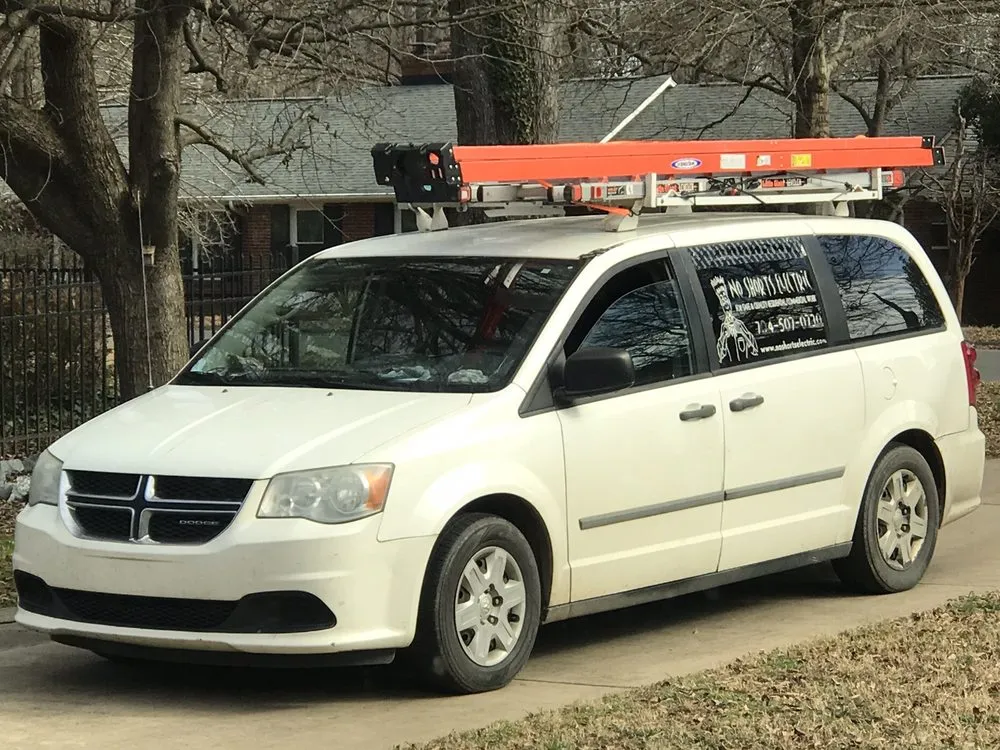 Slide of No Shorts Electric