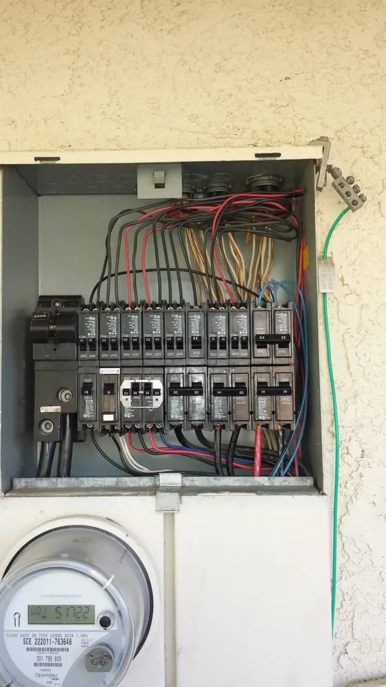 Slide of No Shorts Electric