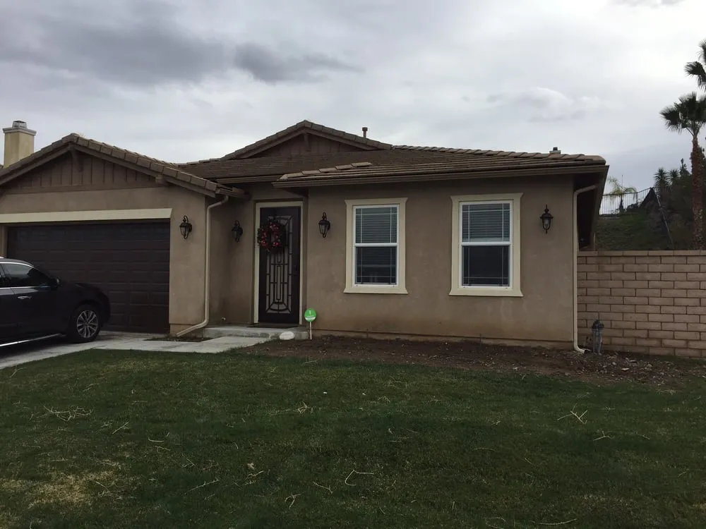 Licensed electrical service for homes in lighting installation,  by 