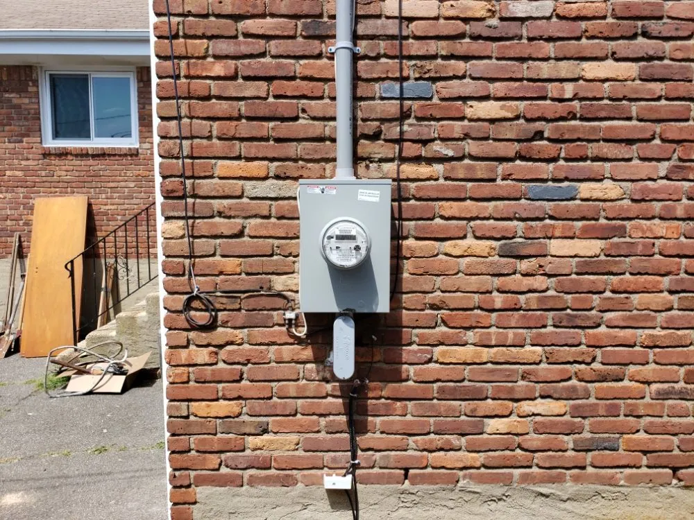 Slide of No Shorts Electric