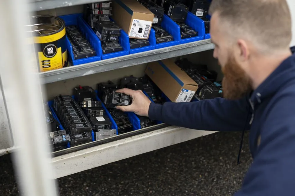 Slide of No Shorts Electric