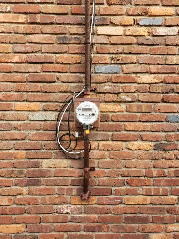 Slide of No Shorts Electric