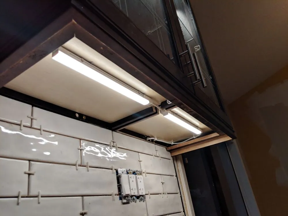 Slide of No Wattz Electric