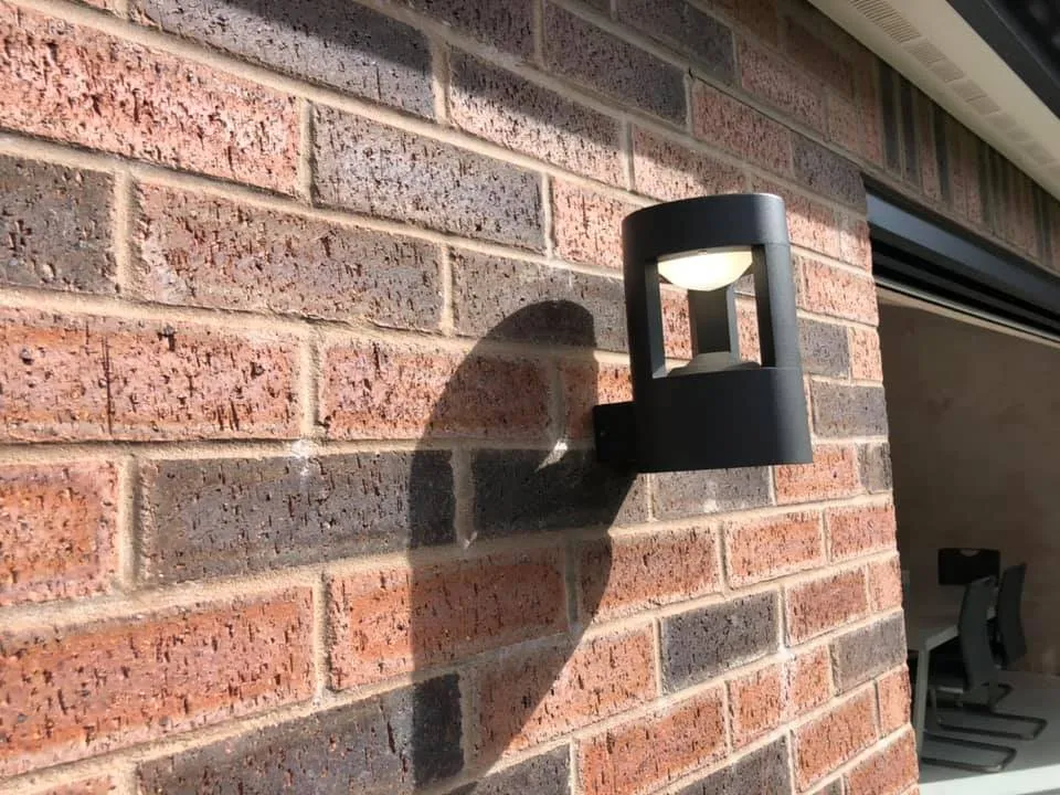 Slide of Noah Galang Electrican