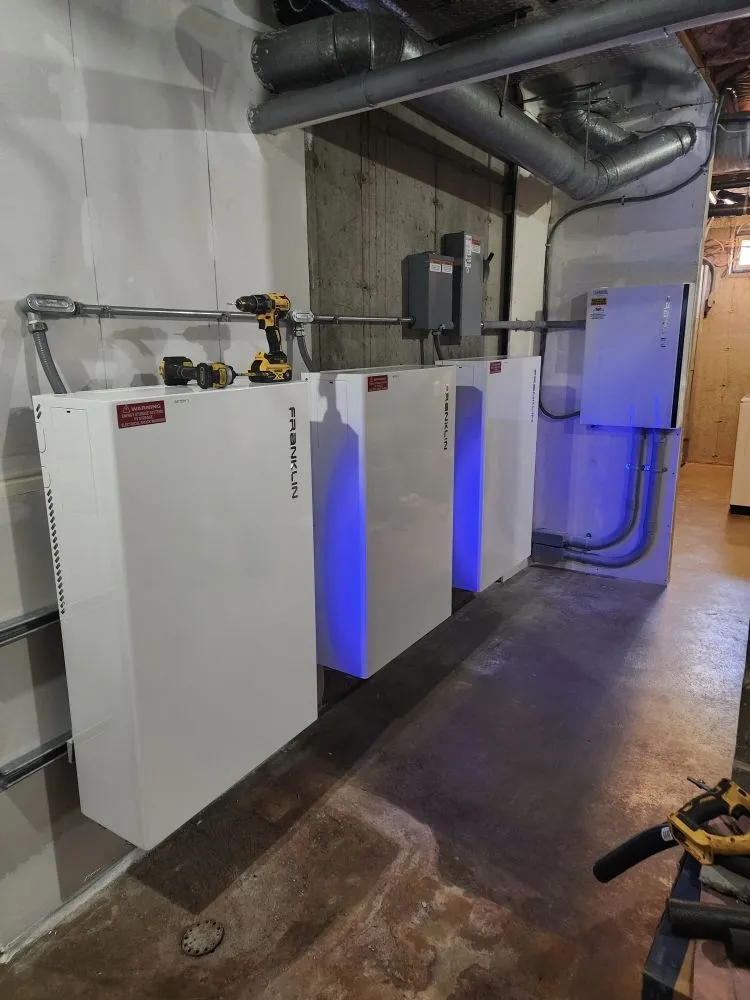 Slide of Noahs Electric