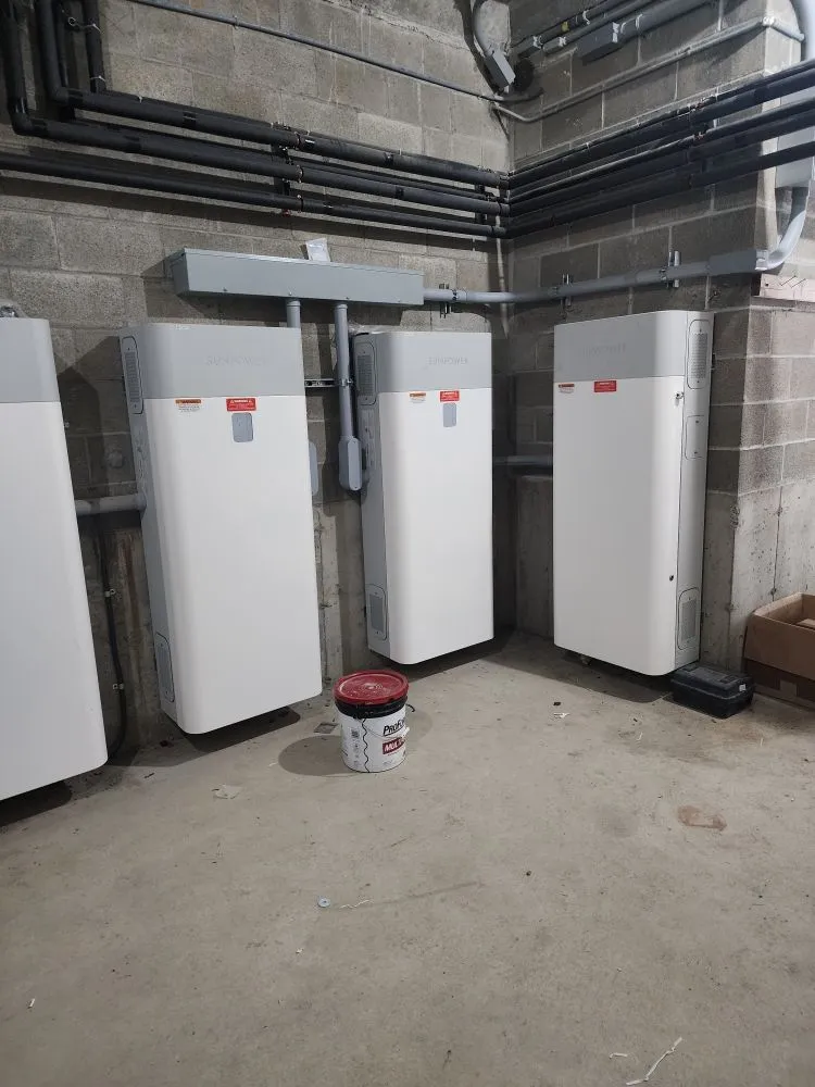 Slide of Noahs Electric