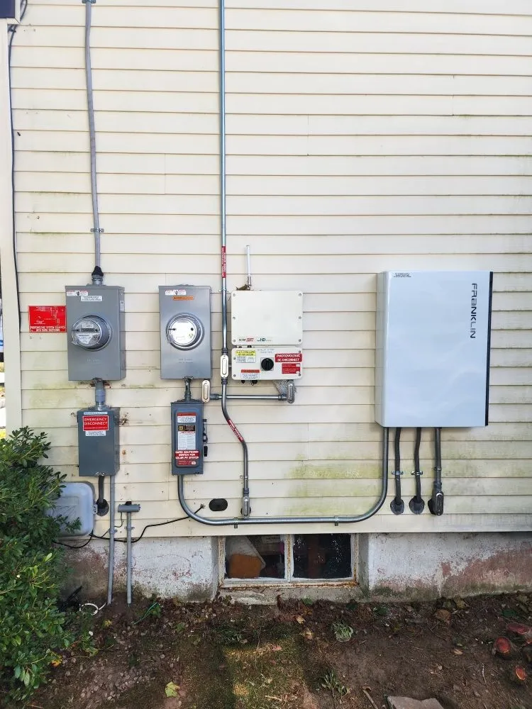 Slide of Noahs Electric