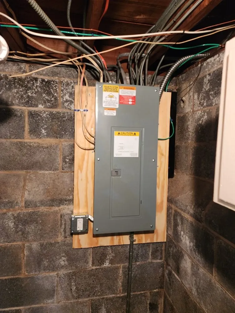 Slide of Noahs Electric