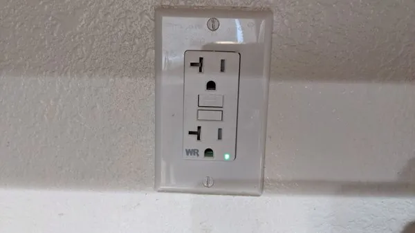 Nobles Electric Logo