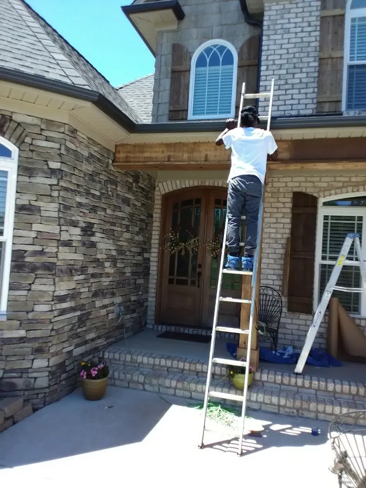 Expert outlet and switch repair in ,  by Noelle Construction